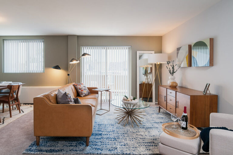 The Metropolitan Bala - Apartment interior living room