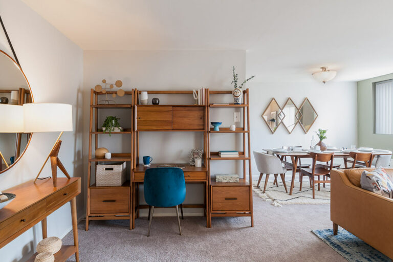 The Metropolitan Bala - Apartment interior living room