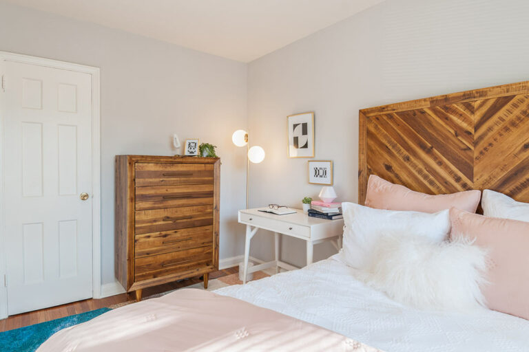 The Metropolitan Collingswood - Apartment interior bedroom