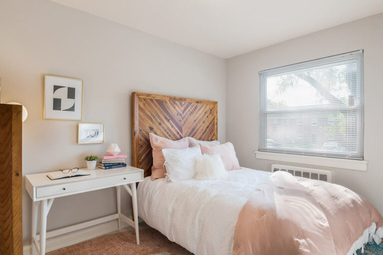 The Metropolitan Collingswood - Apartment interior bedroom