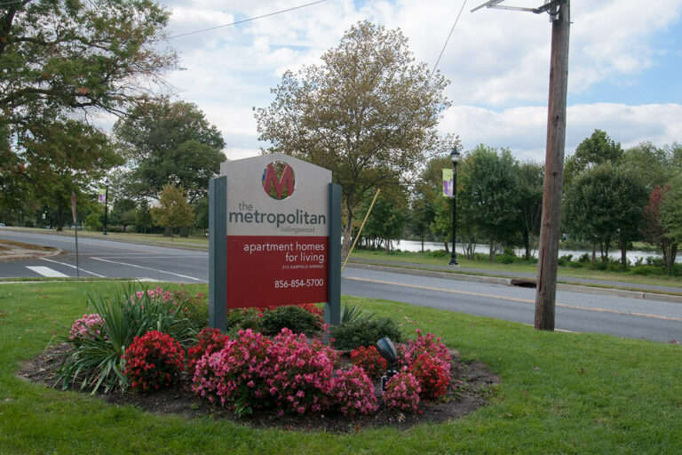 The Metropolitan Collingswood - property sign
