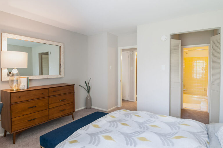 The Metropolitan Doylestown - Apartment interior bedroom