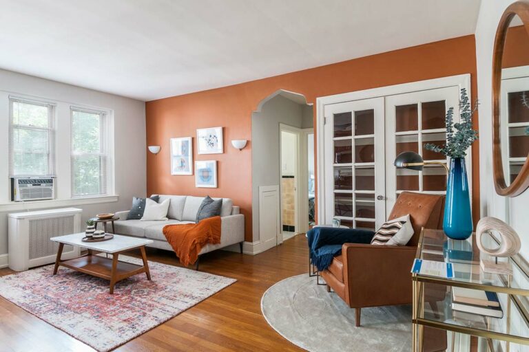 The Metropolitan Narberth Hall - Apartment interior living room