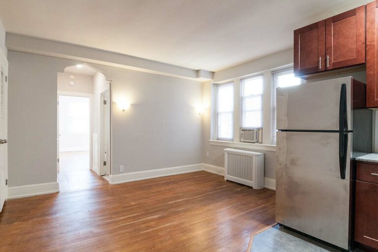 The Metropolitan Narberth Station - Apartment interior living room 209B