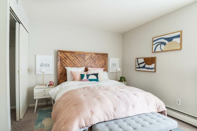 The Metropolitan West Chester - Apartment interior bedroom