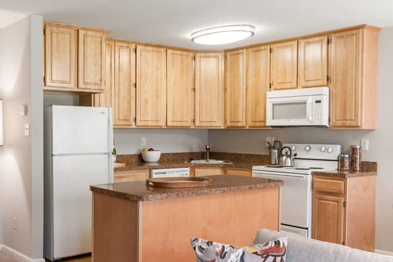 The Metropolitan West Chester - Apartment interior kitchen