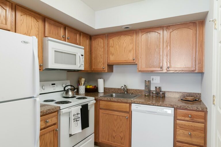 The Metropolitan West Goshen - Apartment interior kitchen