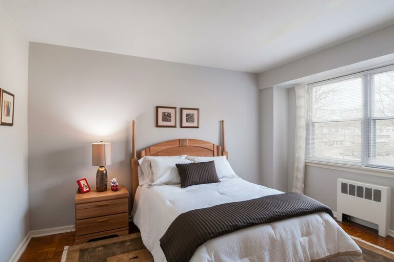 The Metropolitan Wynnefield - Apartment interior bedroom