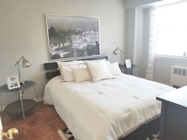 the metropolitan wynnefield updated small bedroom